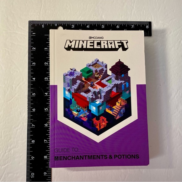 Mojang Minecraft Book Lot - Guide To: Enchantments & Potions, Exploration, & Cre - Picture 9 of 11